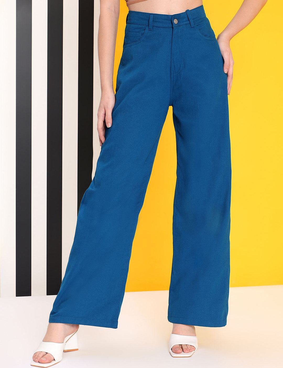 Kotty Women Jean Straight Fit High-Rise Stretchable Jeans