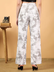 Kotty Women Floral Printed Straight Fit High-Rise Trouser