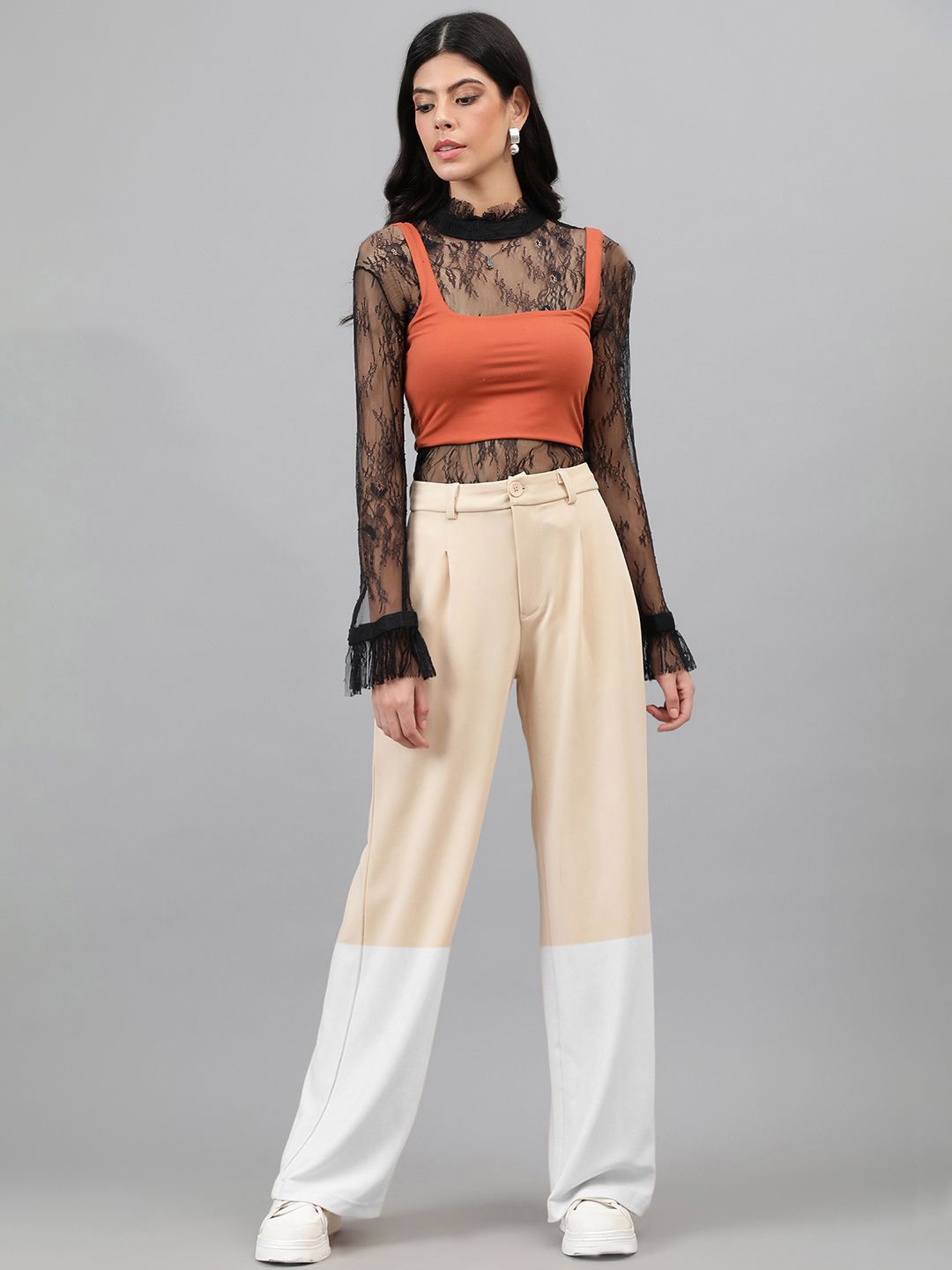 Kotty Women Colourblocked Relaxed Straight Leg Straight Fit High-Rise Easy Wash Trousers