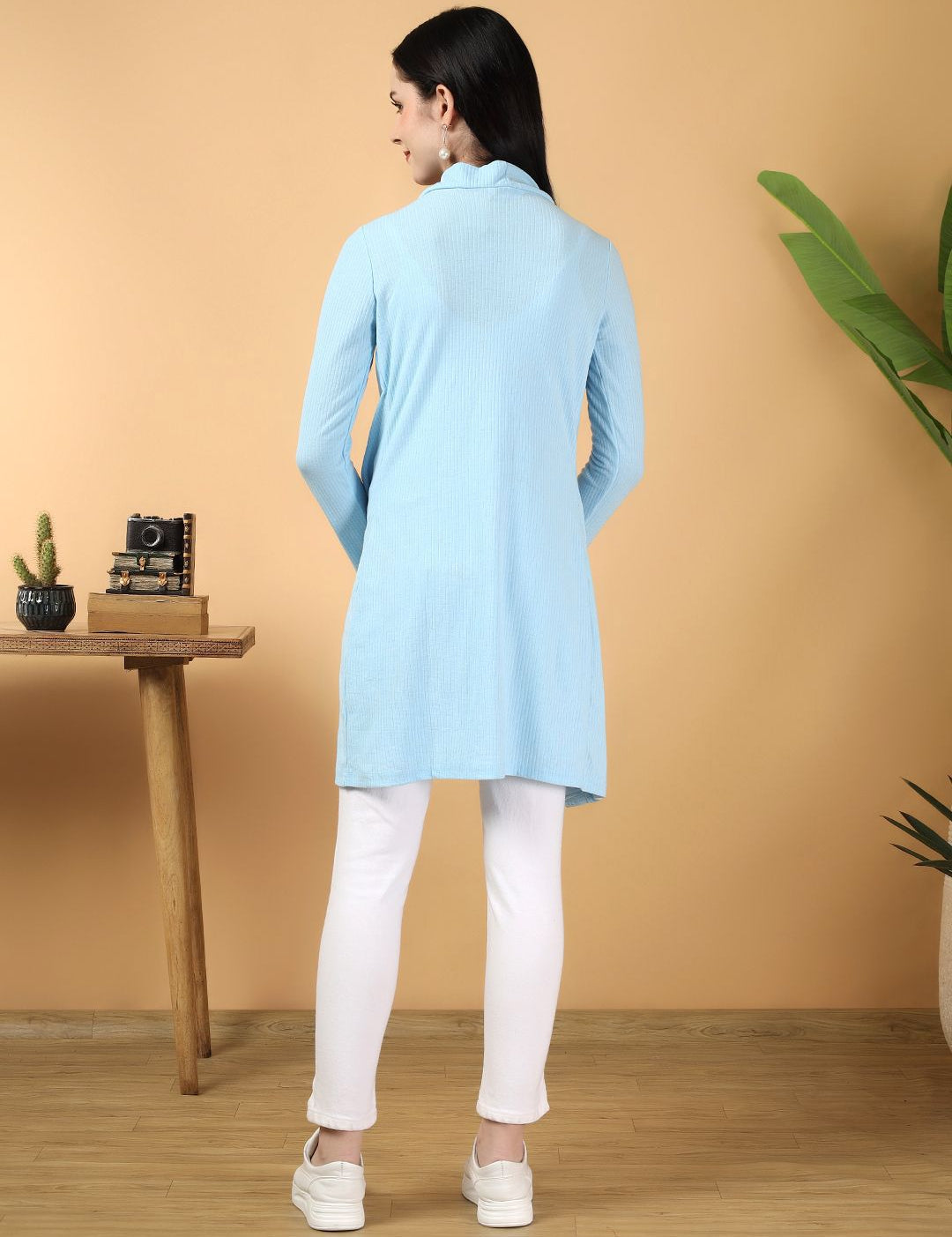 Kotty Women Striped Shrug