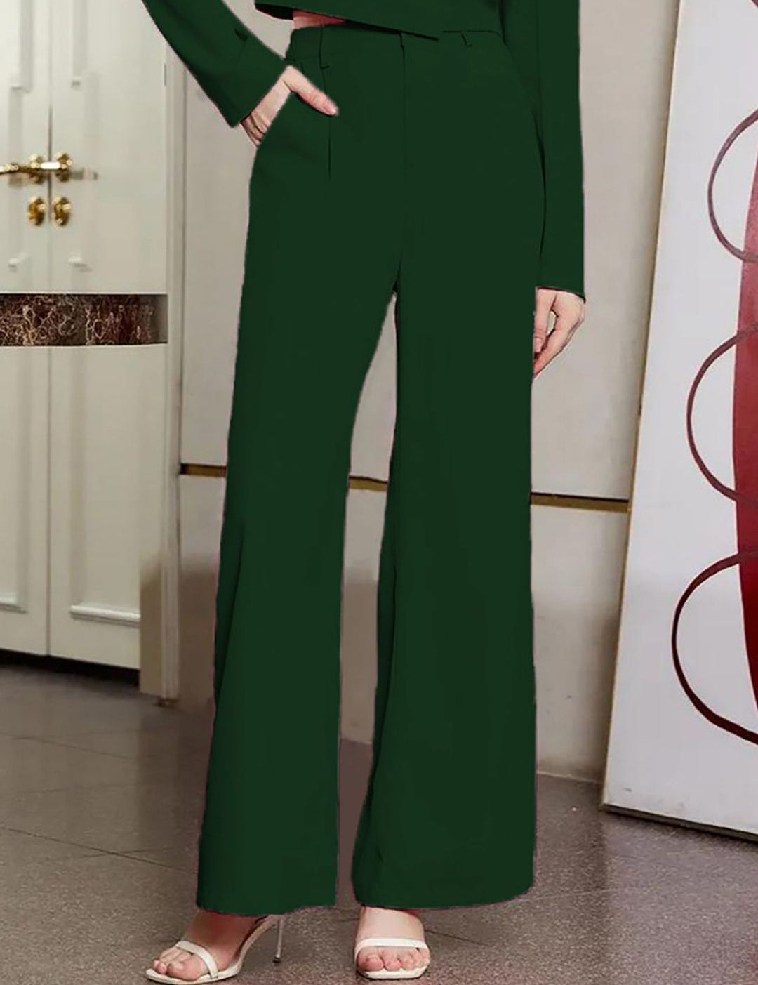 Kotty Women Relaxed High-Rise Flared Trousers 