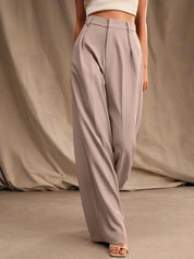 Kotty Women Relaxed Straight Fit High-Rise Pleated Trouser