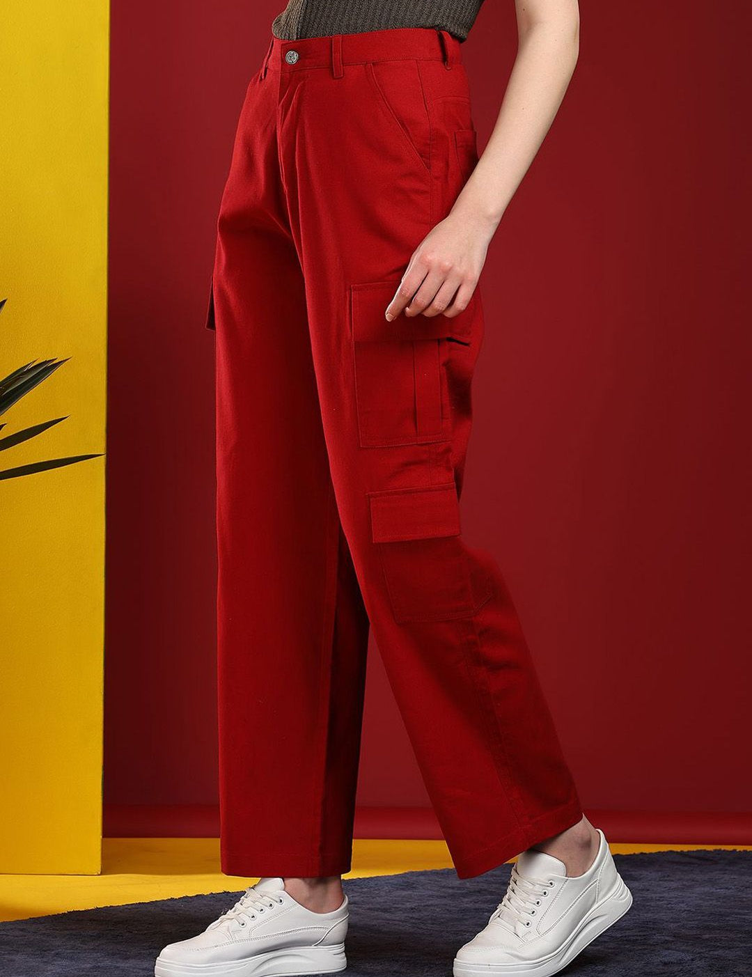 Kotty Women Jean Straight Fit High-Rise Stretchable Cargo Jeans