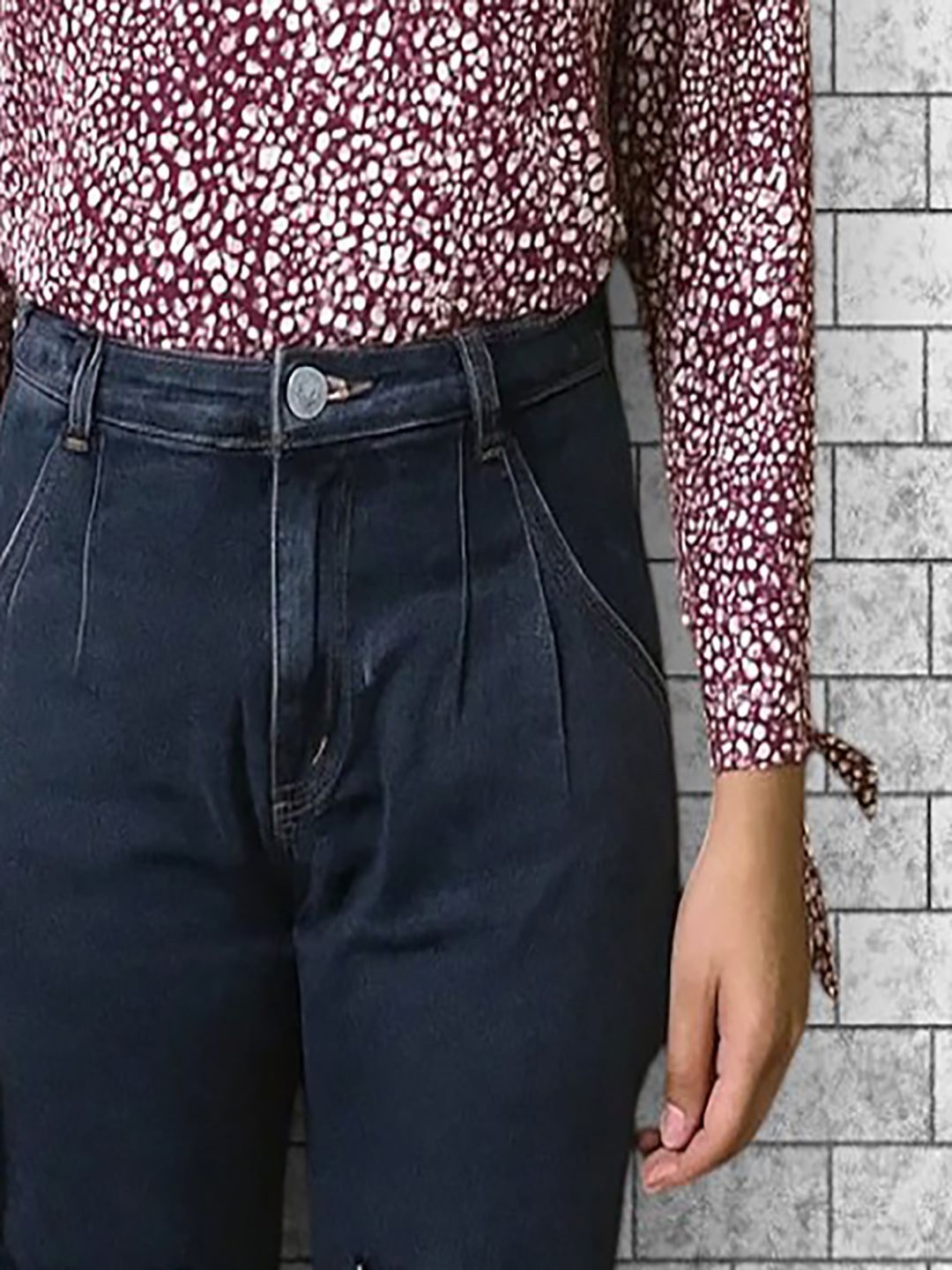 Kotty Women Regular Fit High-Rise Highly Distressed Stretchable Jeans