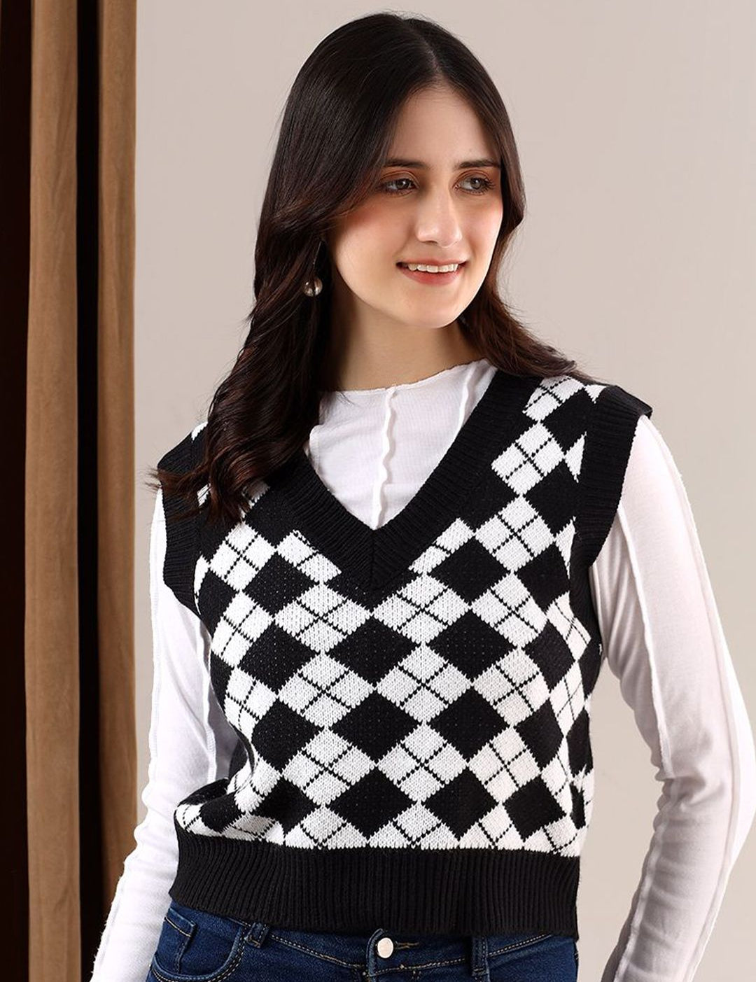 Kotty Women Crop Sweater Vest