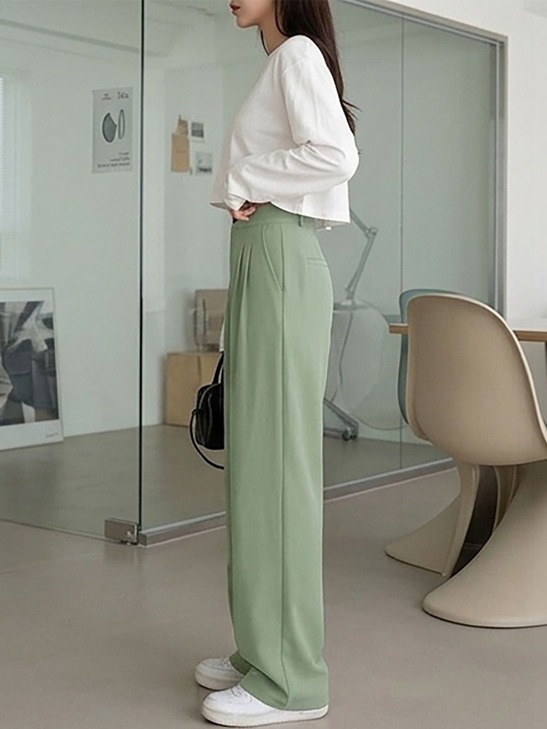 Green Regular Fit High-Rise Trousers for Women | Kotty