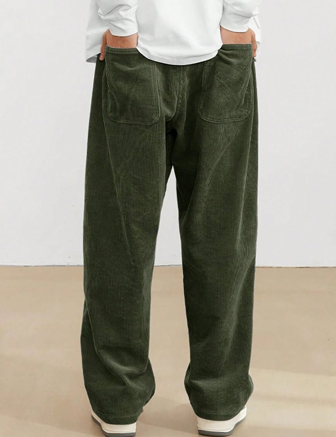 Kotty Men Loose Fit High-Rise Regular Trousers