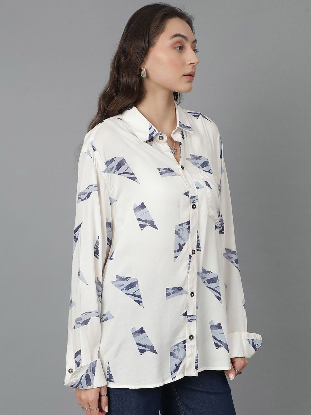 Kotty Women Spread Collar Conversational Printed Cotton Oversized Casual Shirt