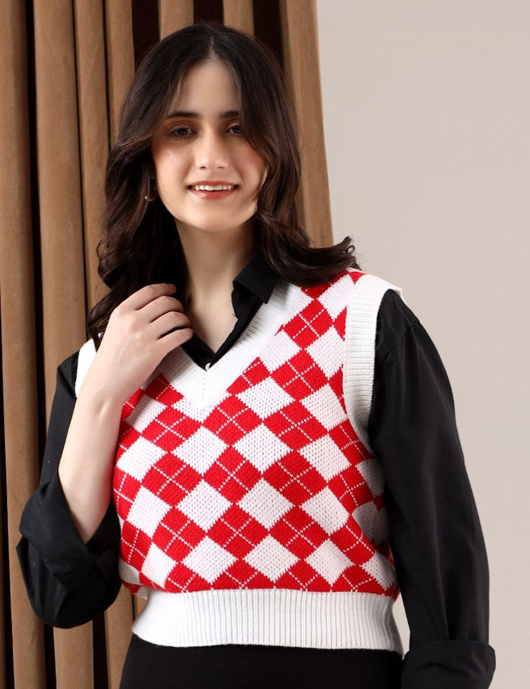 Kotty Women Crop Sweater Vest