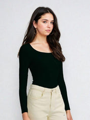 Kotty Women Solid Scoop Neck Top