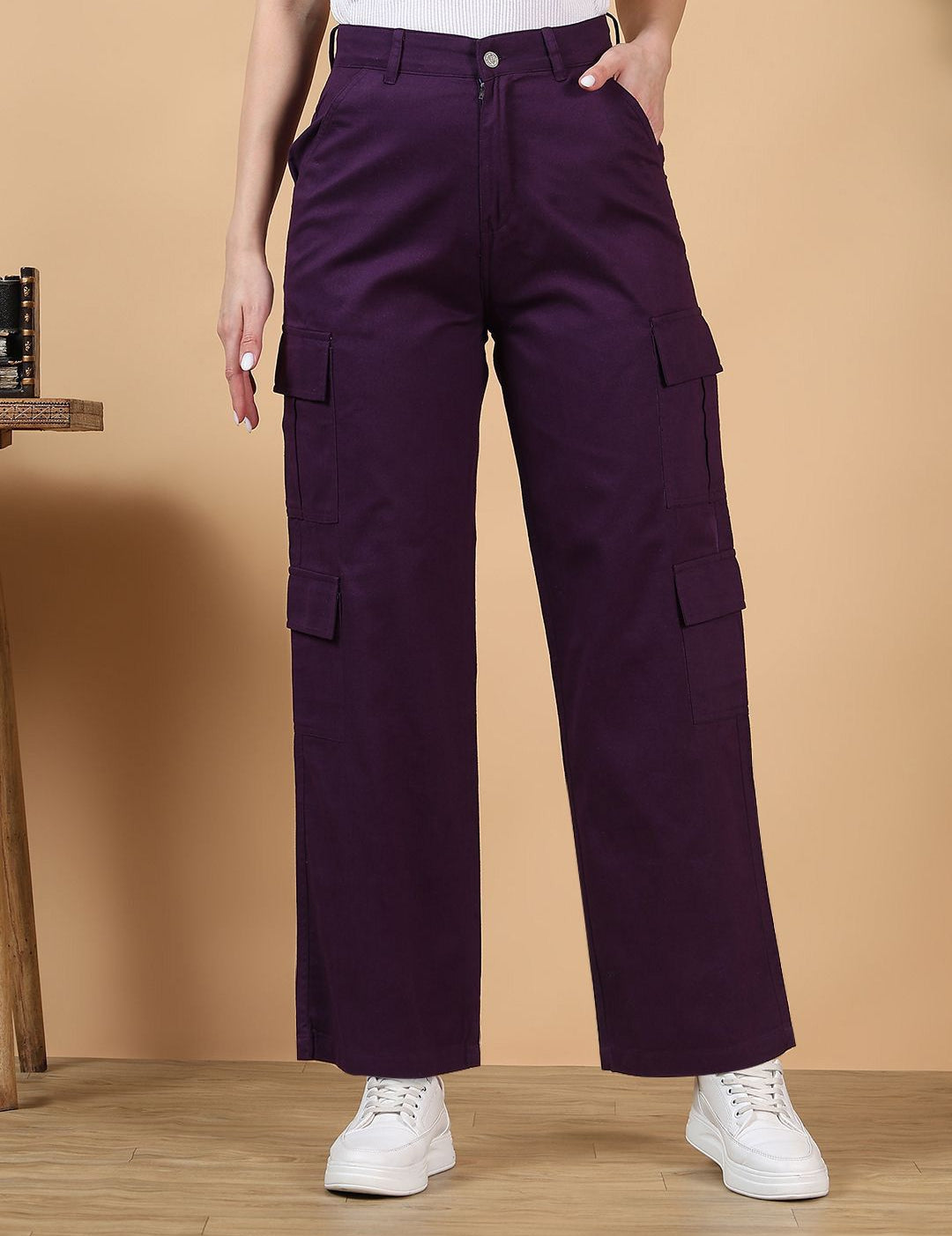 Kotty Women Straight Fit High-Rise Stretchable Jeans