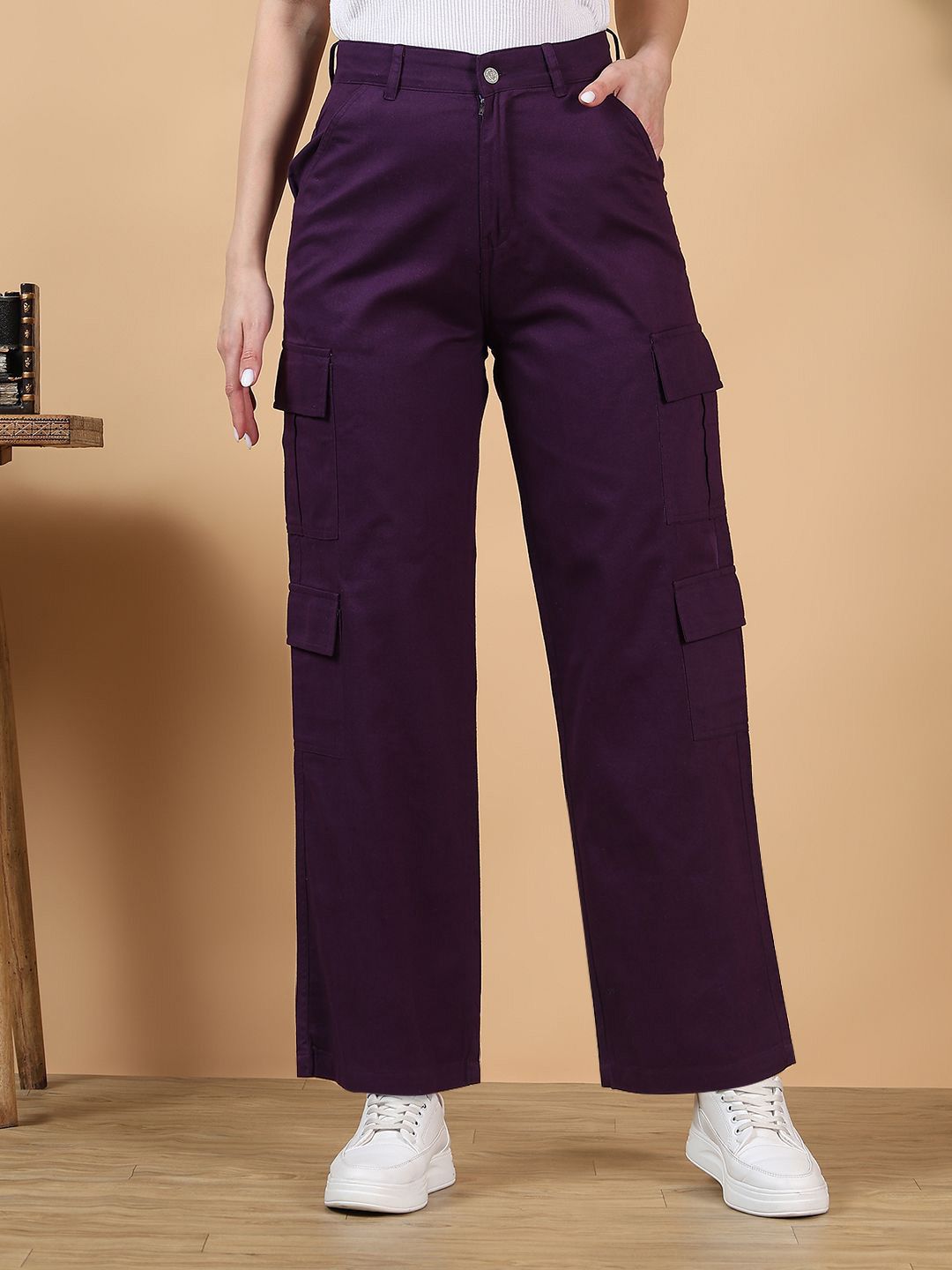 Kotty Women Straight Fit High-Rise Stretchable Jeans