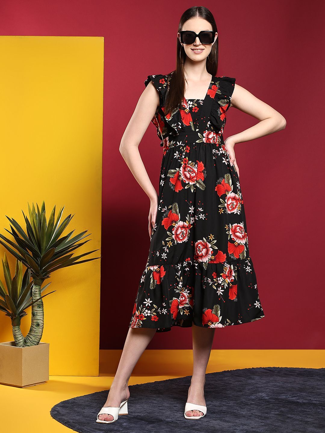 Kotty Print Crepe Fit & Flare Midi Dress