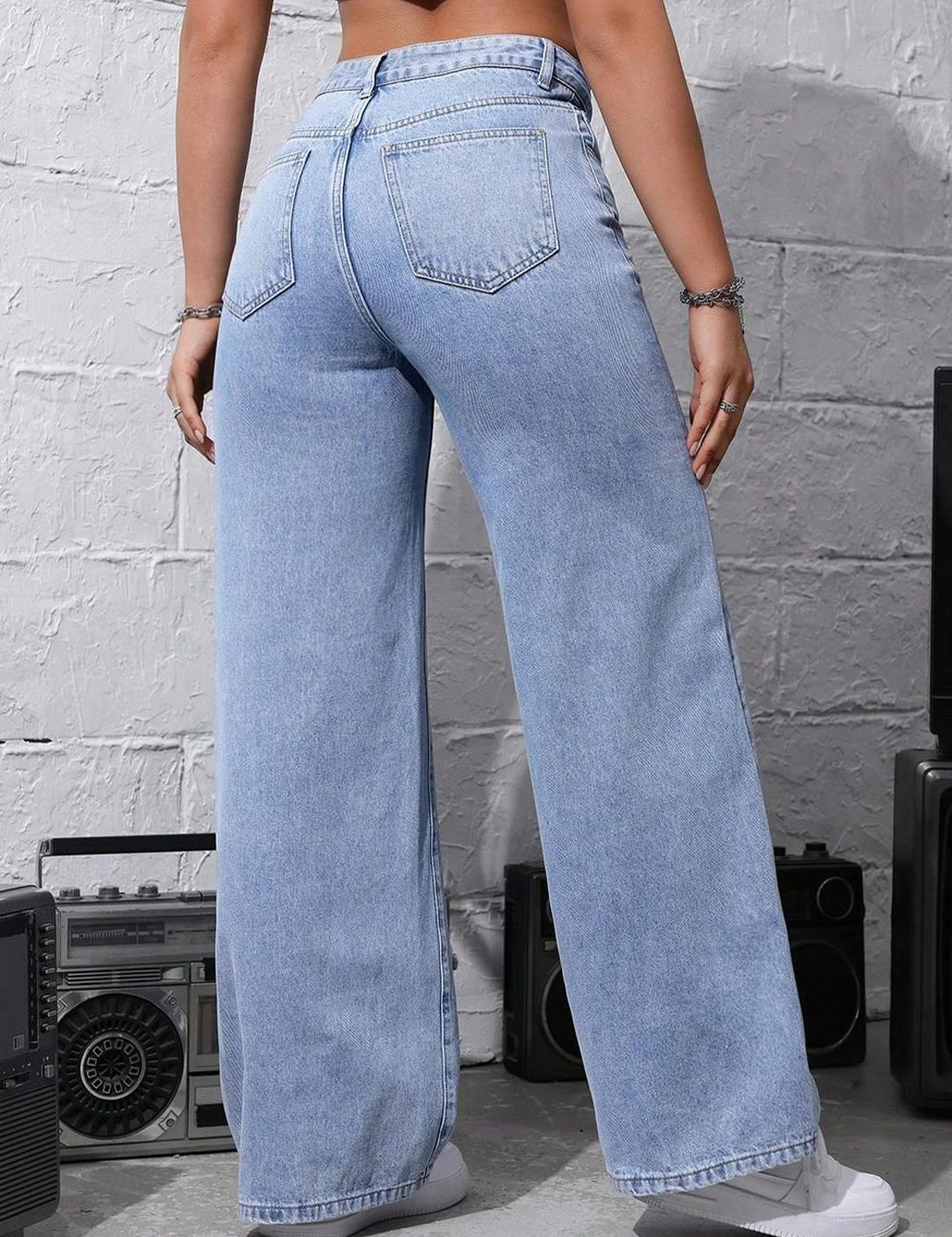 Kotty Women Straight Fit High-Rise Stretchable Jeans