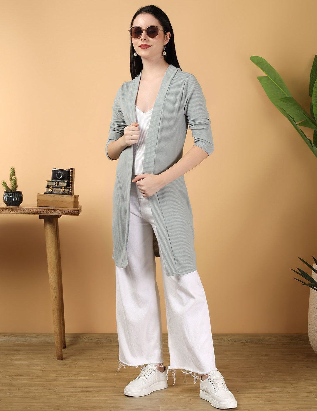 Kotty Women Striped Shrug