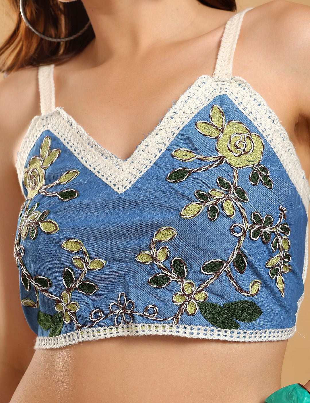 Kotty Women Self Design V-Neck Crochet Cotton Crop Top