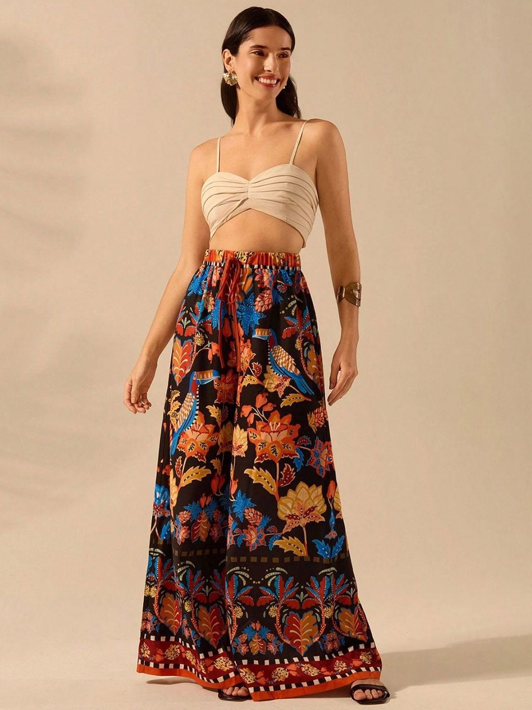 Kotty Women Floral Printed Relaxed Flared High-Rise Trousers