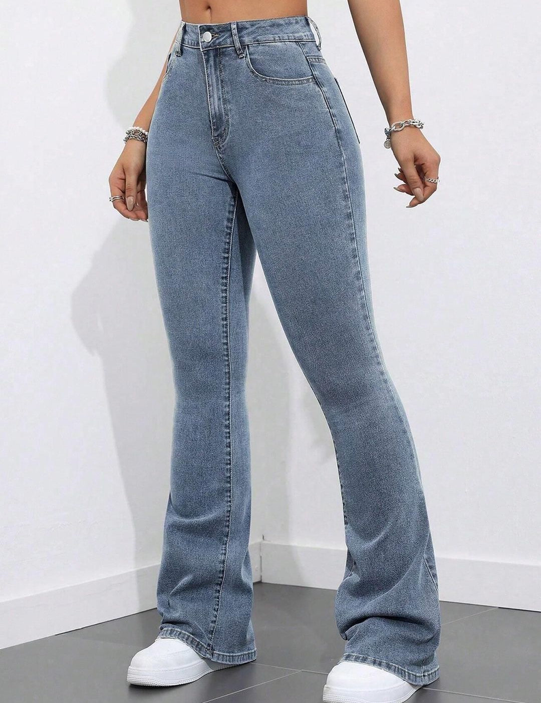 Kotty Women Slim Fit High-Rise Stretchable Jeans