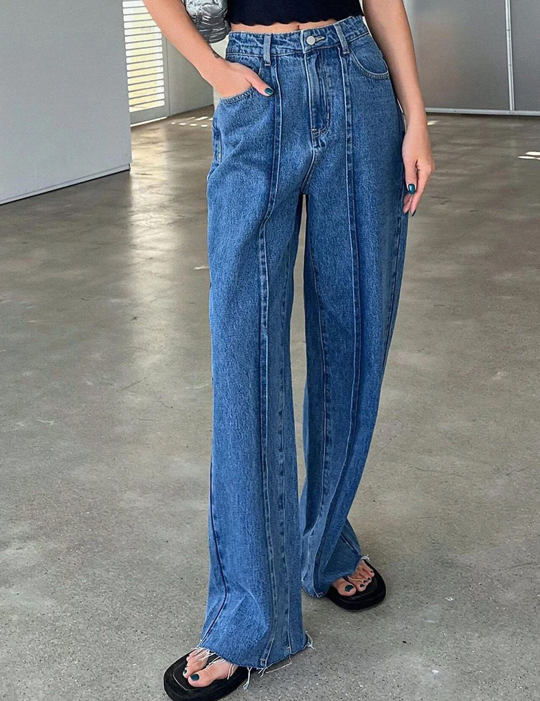 Kotty Women Straight Fit Cotton High-Rise  Jeans