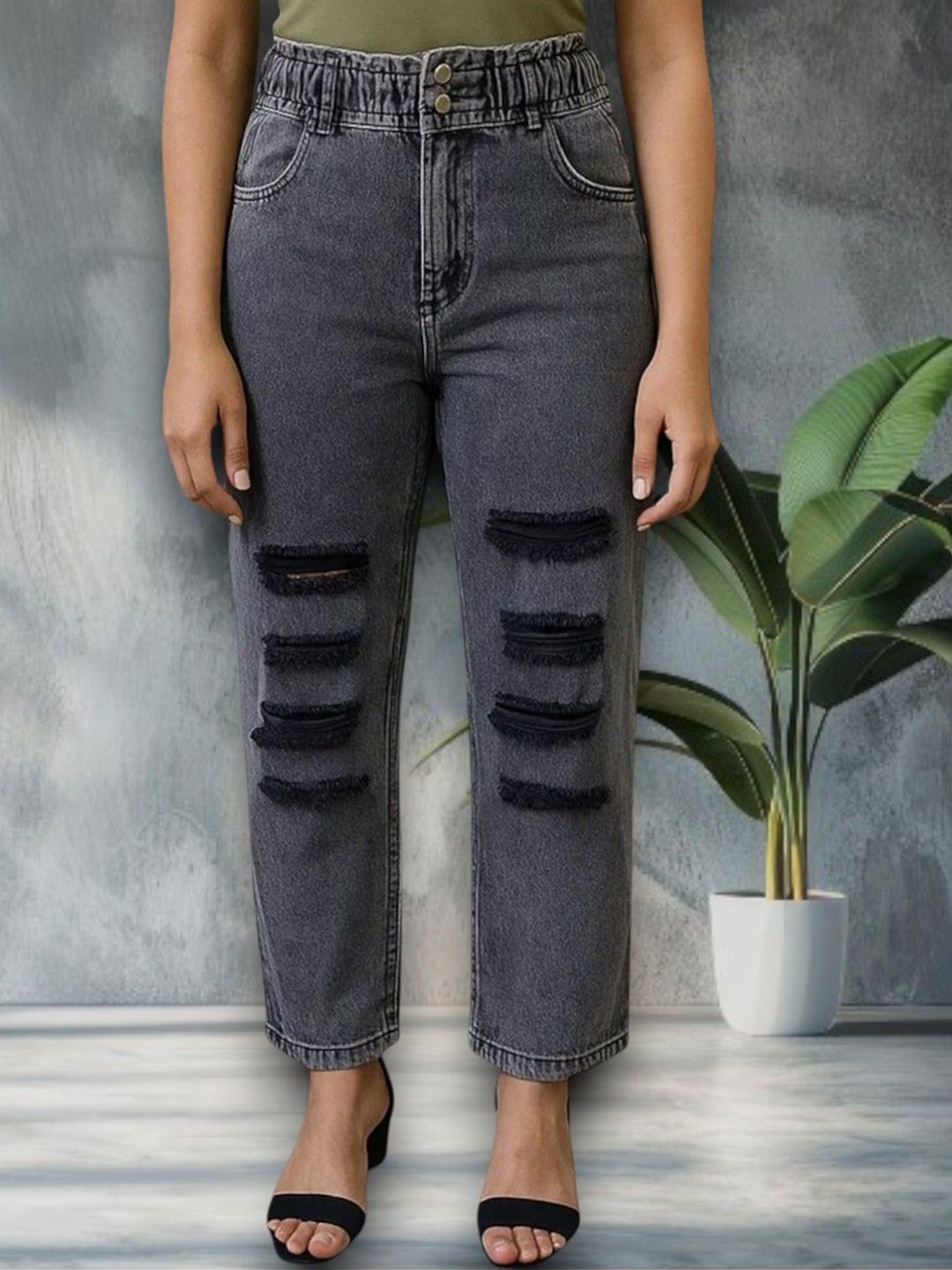 Kotty Women Straight Fit High-Rise Highly Distressed Light Fade Stretchable Jeans