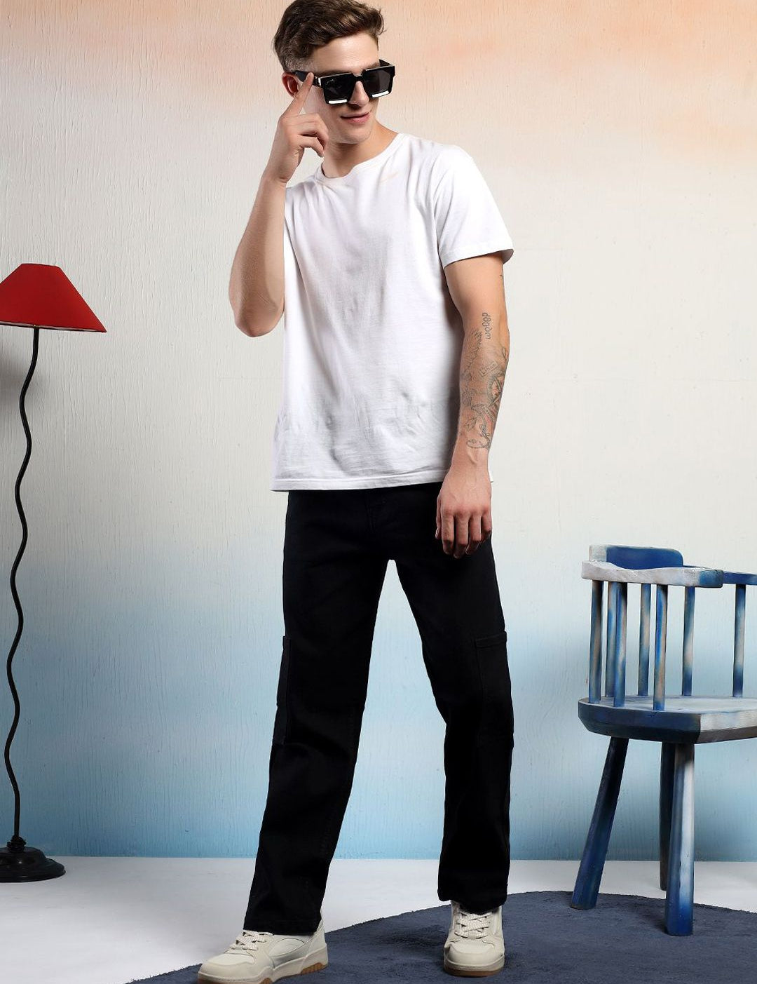 Kotty Men Low-Rise Wrinkle Free Cargos Trousers