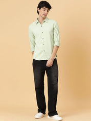 Kotty Men Relaxed Spread Collar Solid Casual Shirt