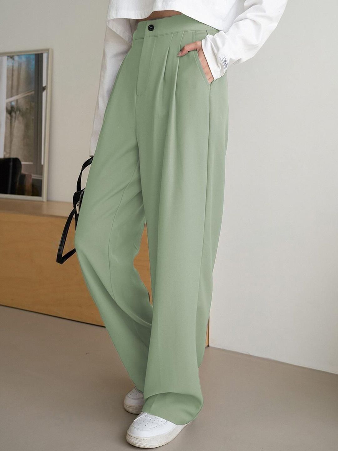 Kotty Women Relaxed Straight Leg Straight Fit High-Rise Easy Wash Trousers