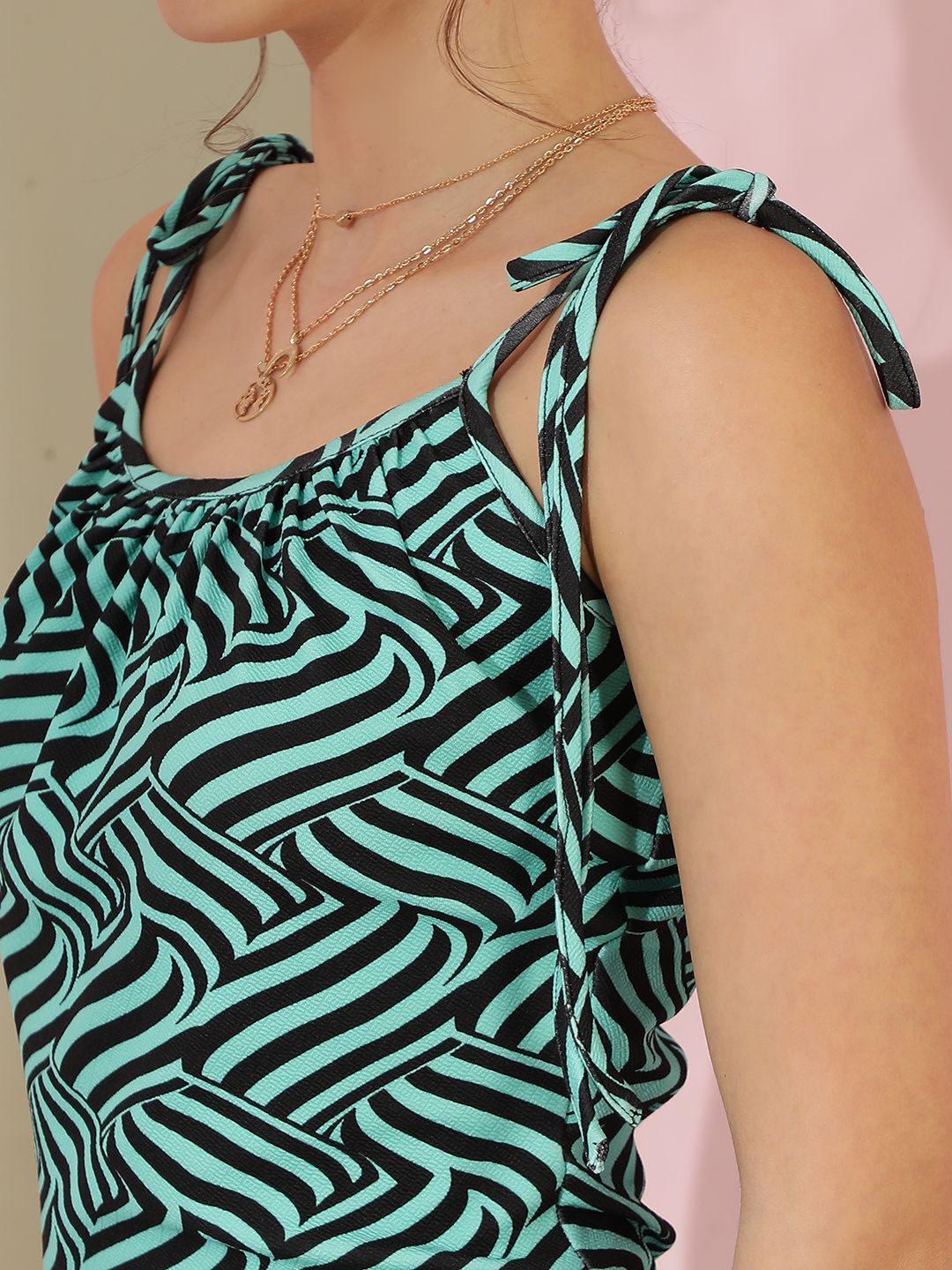 Kotty Women Printed Bodycon Dress