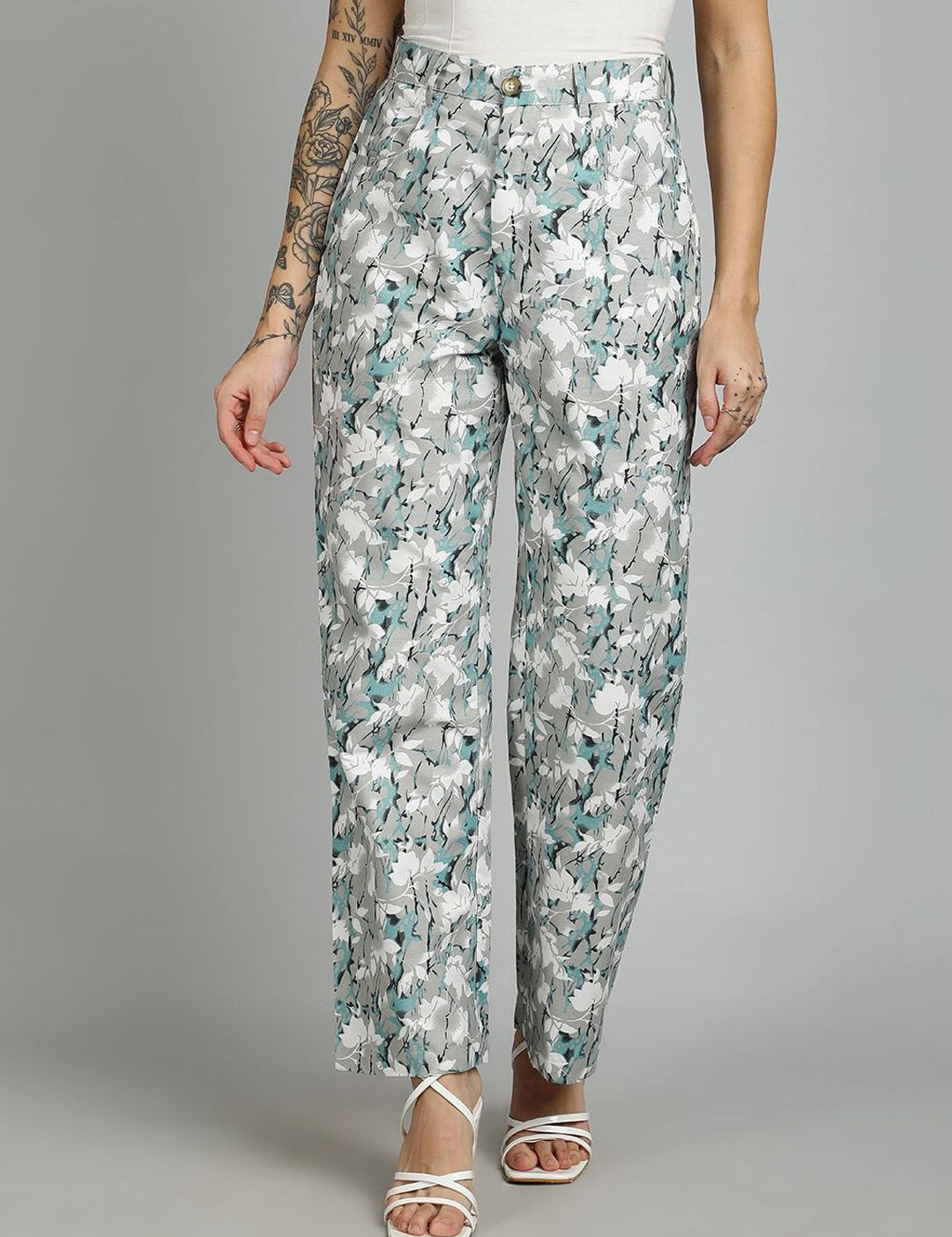 Kotty Women Floral Printed Straight Fit High-Rise Trousers