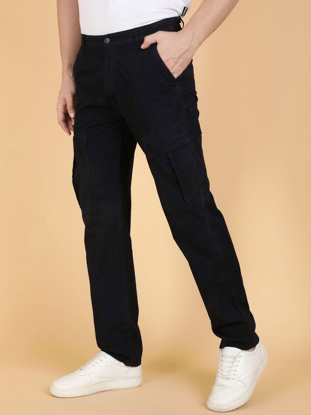 Kotty Men Regular Fit Mid-Rise Black Cargo Trousers