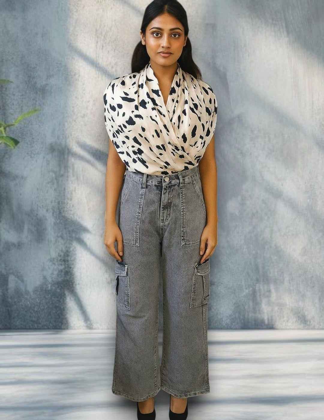 Kotty Women Regular Fit High-Rise Stretchable Cargo Jeans