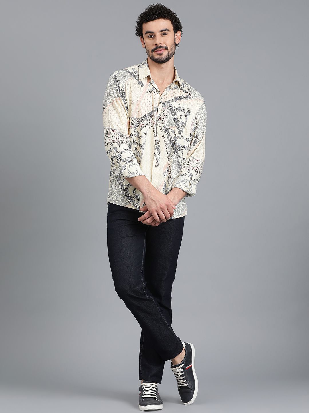 Kotty Men Spread Collar Floral Printed Cotton Casual Shirt
