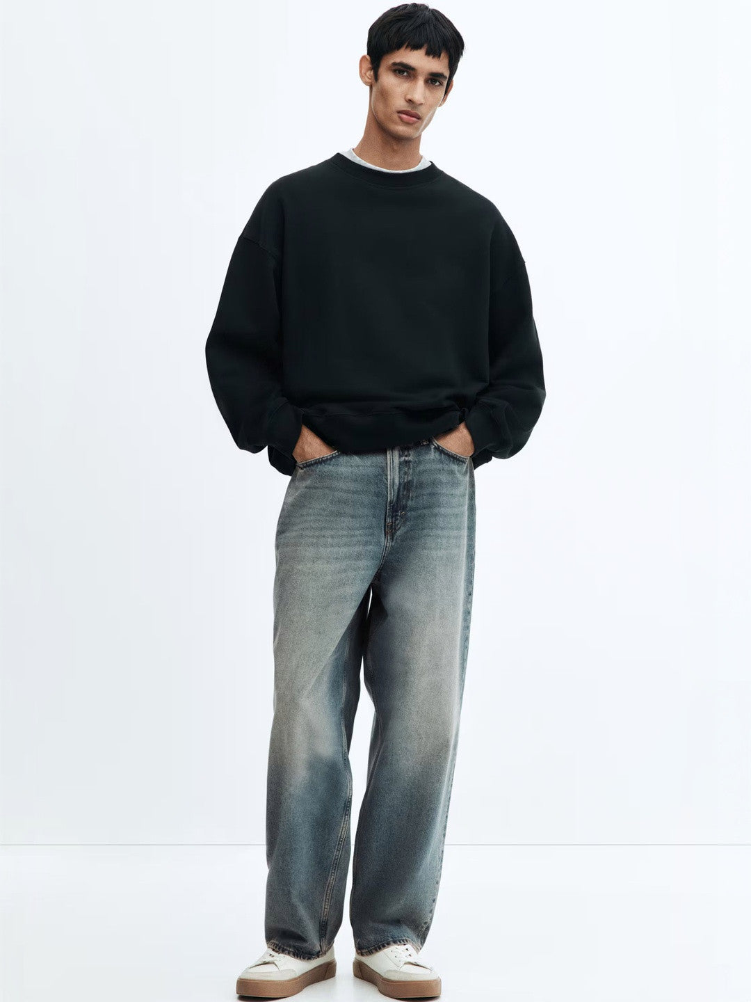 Kotty Men Relaxed Fit Low-Rise Heavy Fade Stretchable Jeans