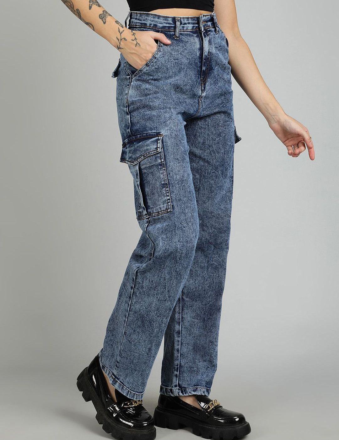 Kotty Women Straight Fit High-Rise Stretchable Cargo Jeans