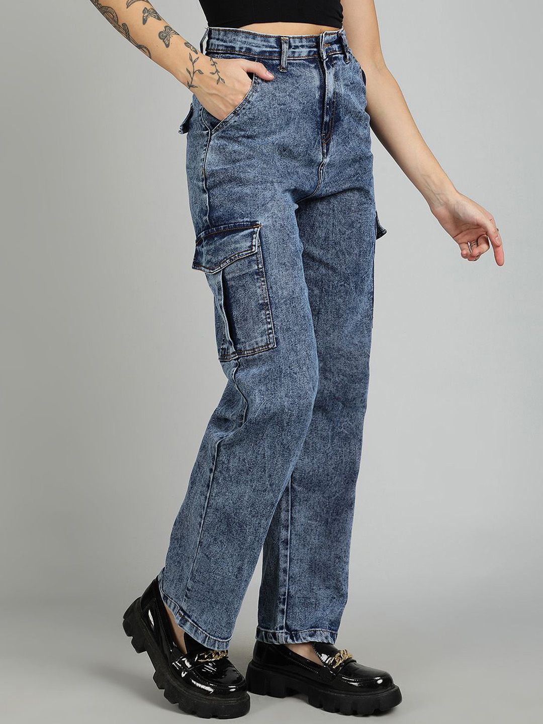 Kotty Women Straight Fit High-Rise Stretchable Cargo Jeans