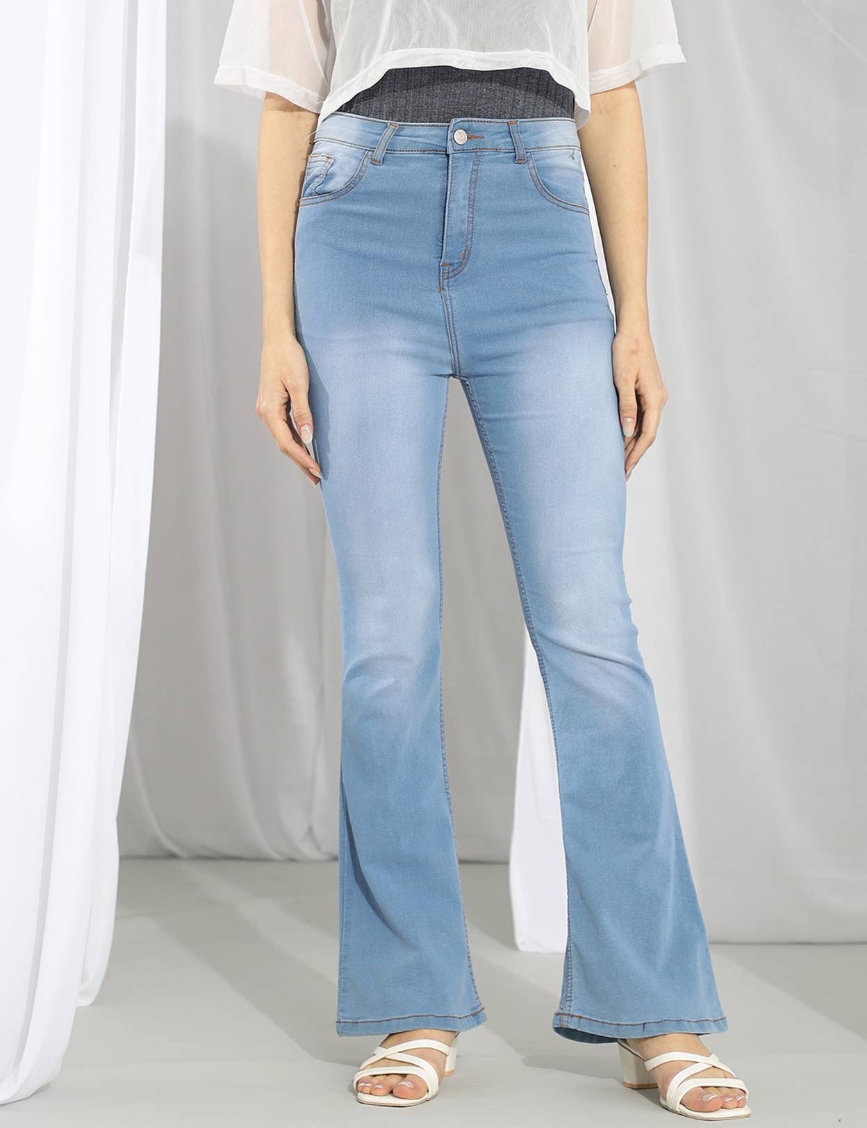 WomenBoot-LegHighRiseBlueJeans-0.jpg_3.jpg