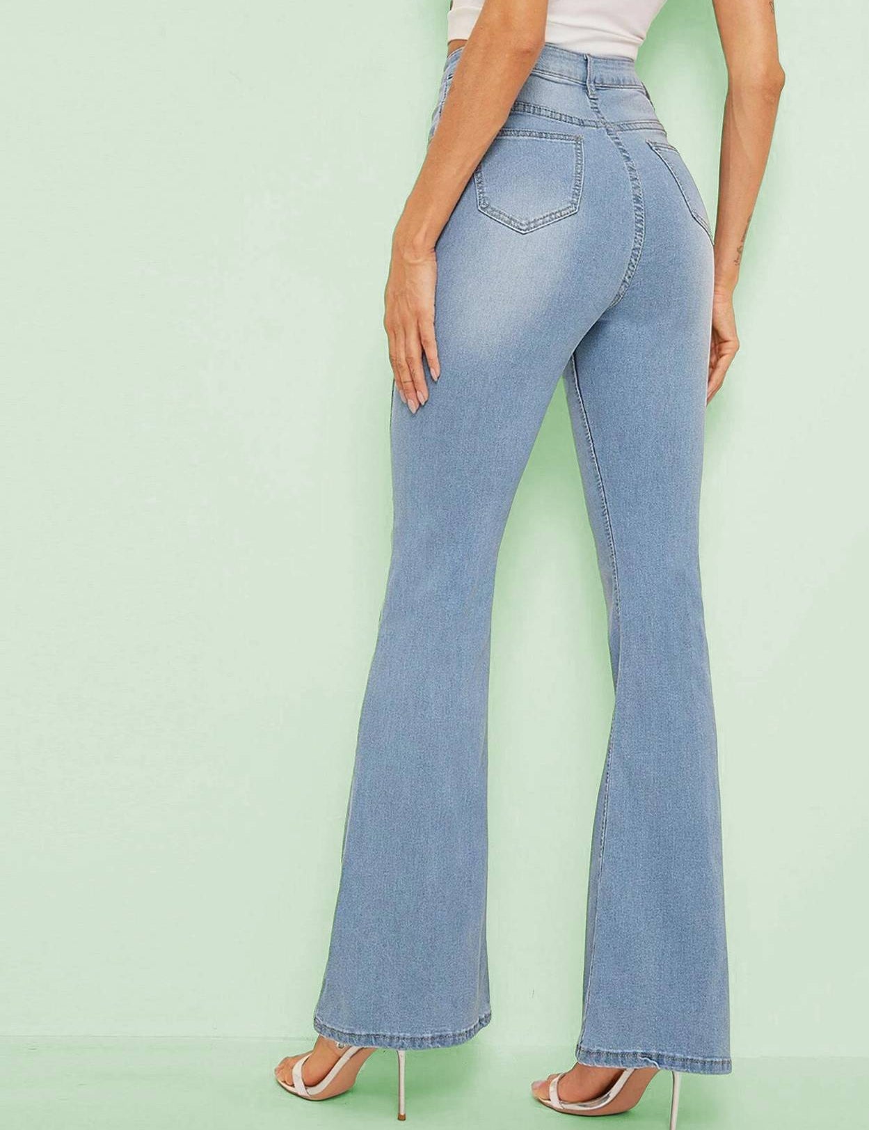 WomenBoot-LegHighRiseBlueJeans-3.jpg_2.jpg