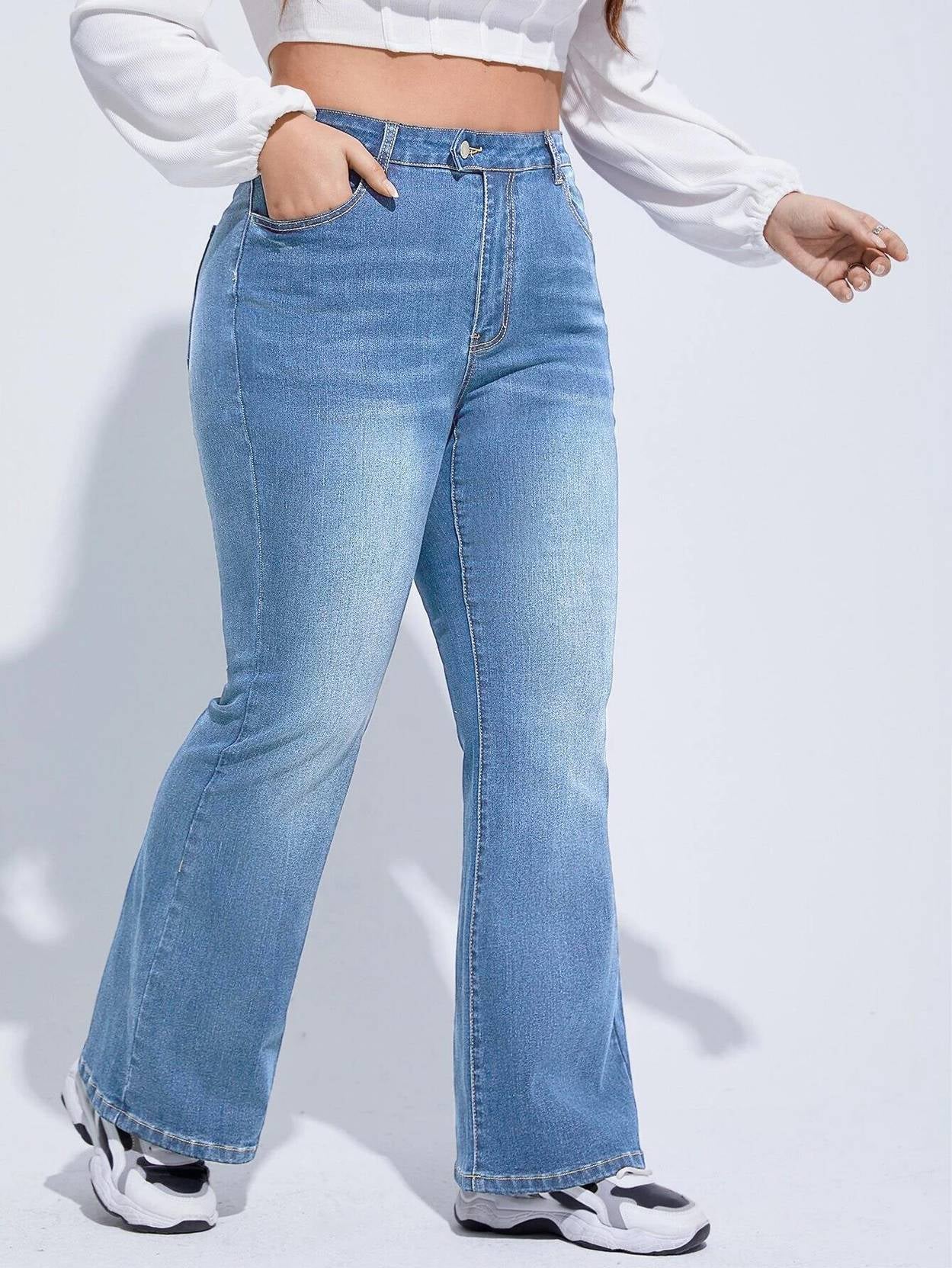 Curvy CLOSET  Women Boot-Leg High Rise Blue Jeans