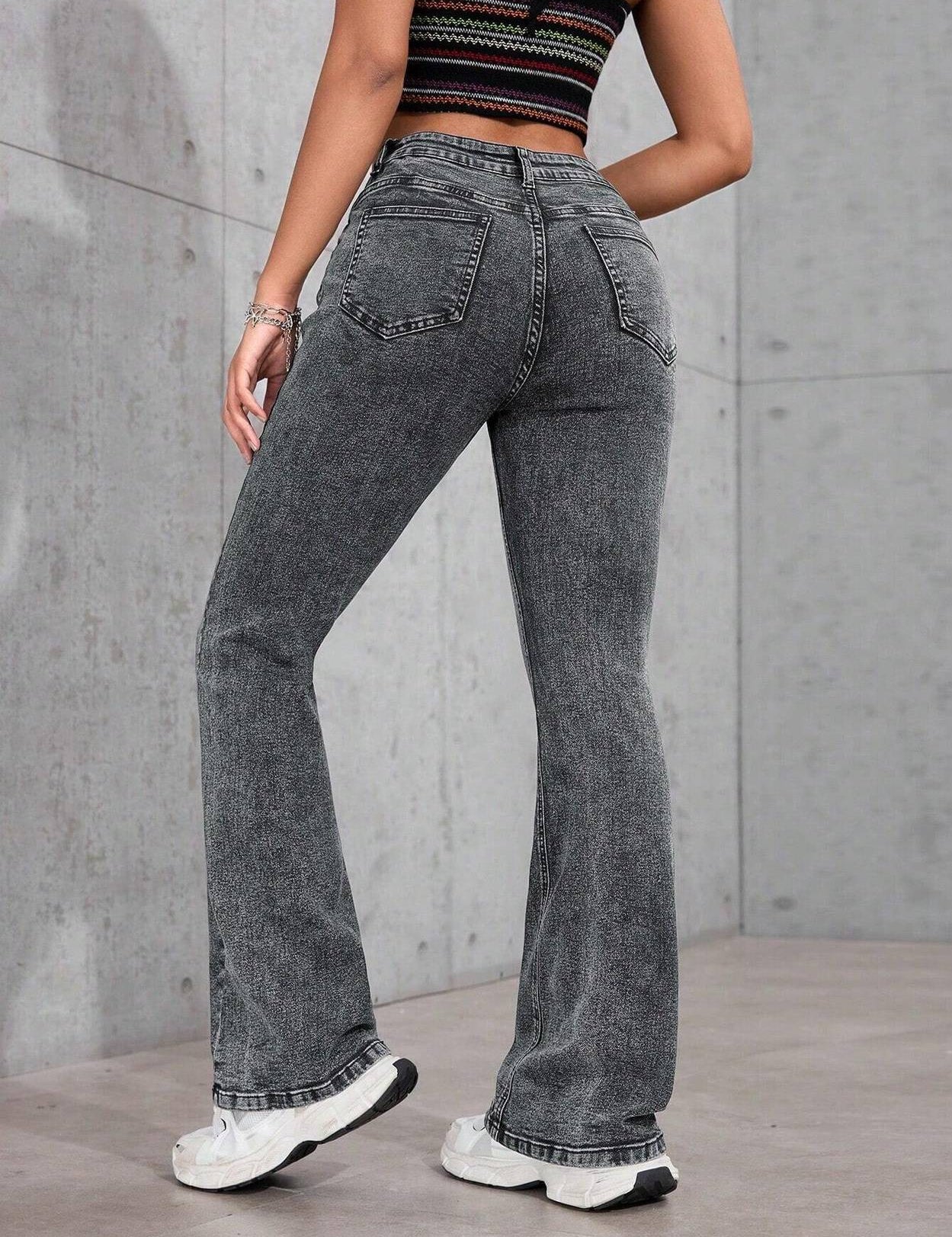 WomenBoot-LegHighRiseGreyJeans-1_jpg.jpg