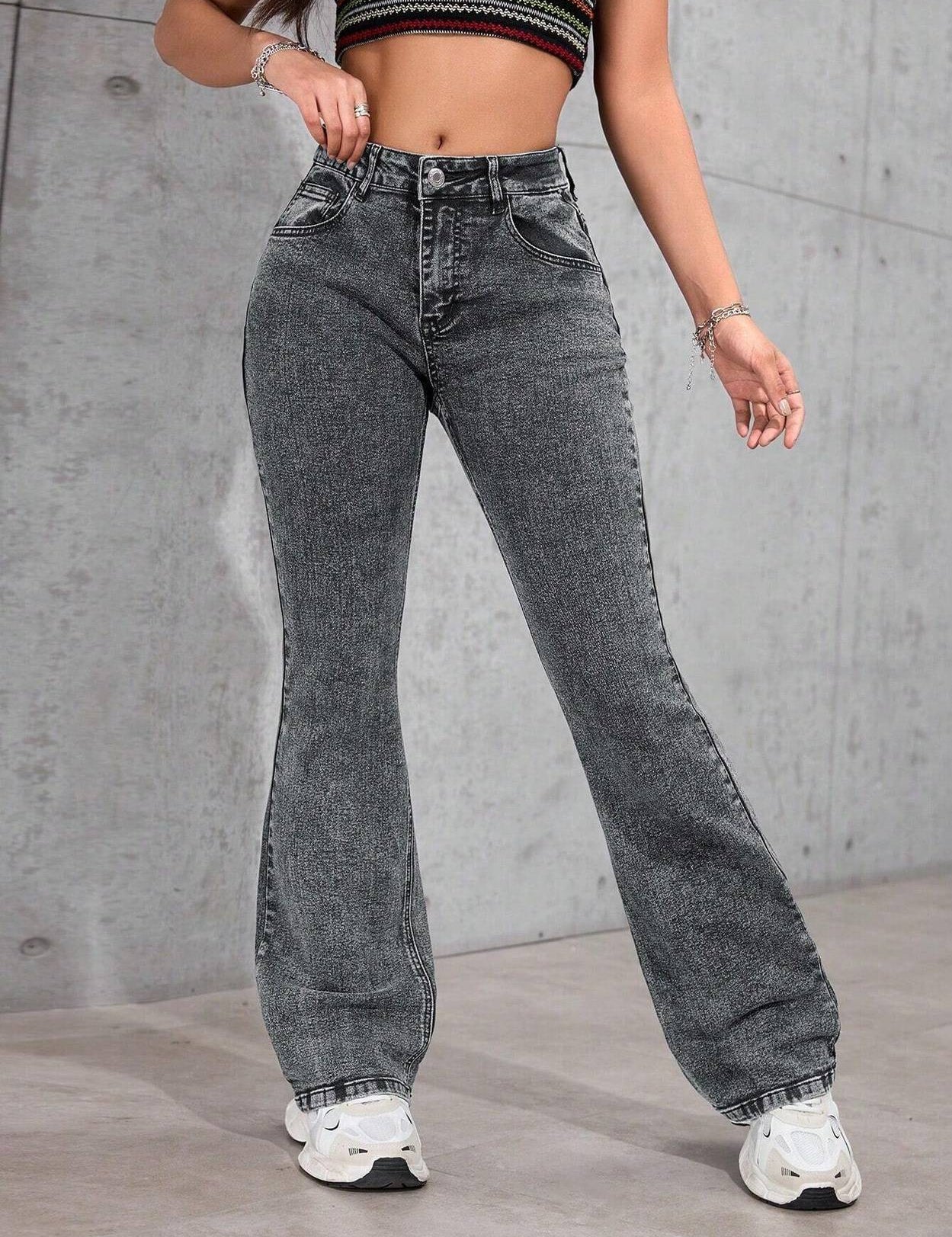 WomenBoot-LegHighRiseGreyJeans-2_jpg.jpg