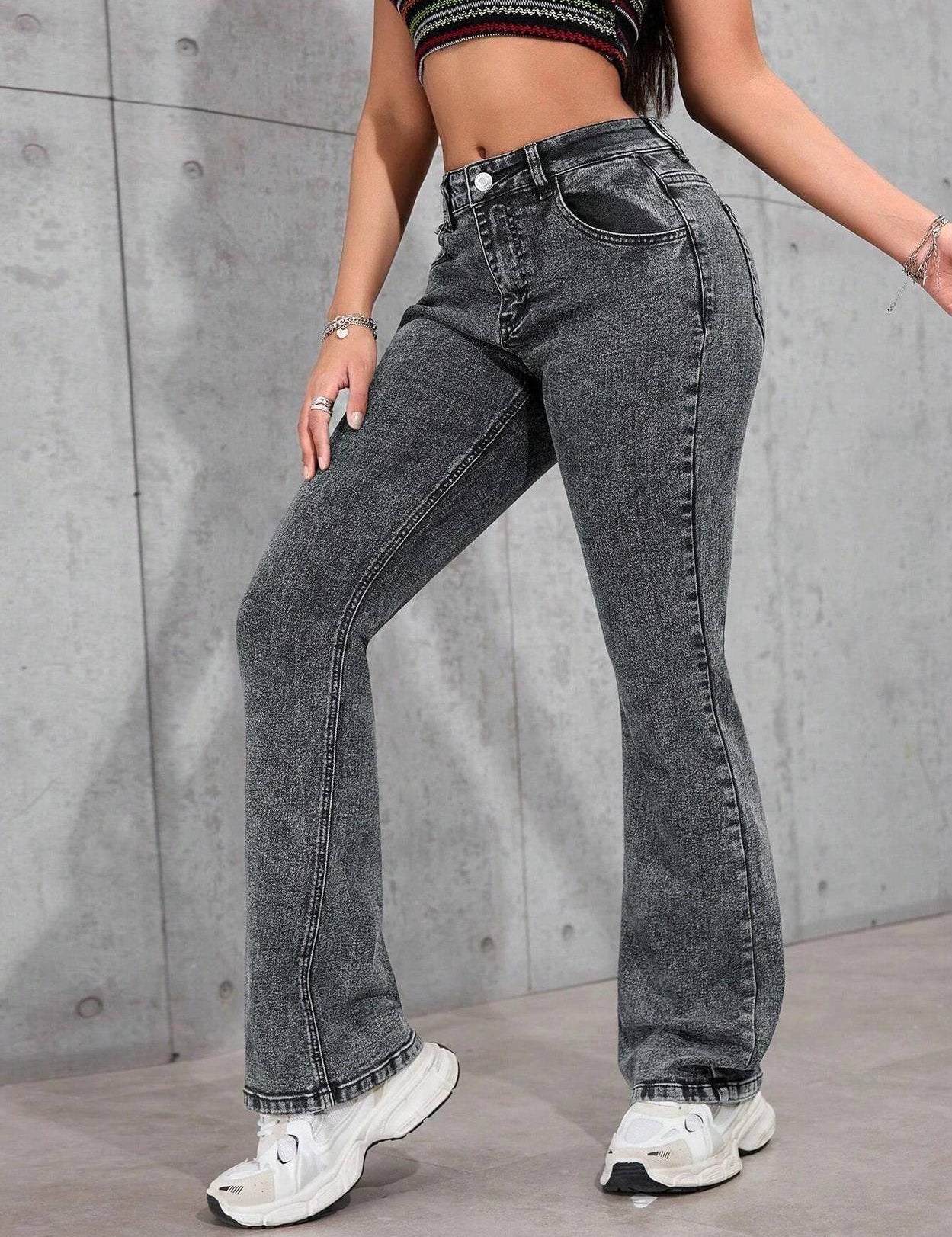 WomenBoot-LegHighRiseGreyJeans-3_jpg.jpg