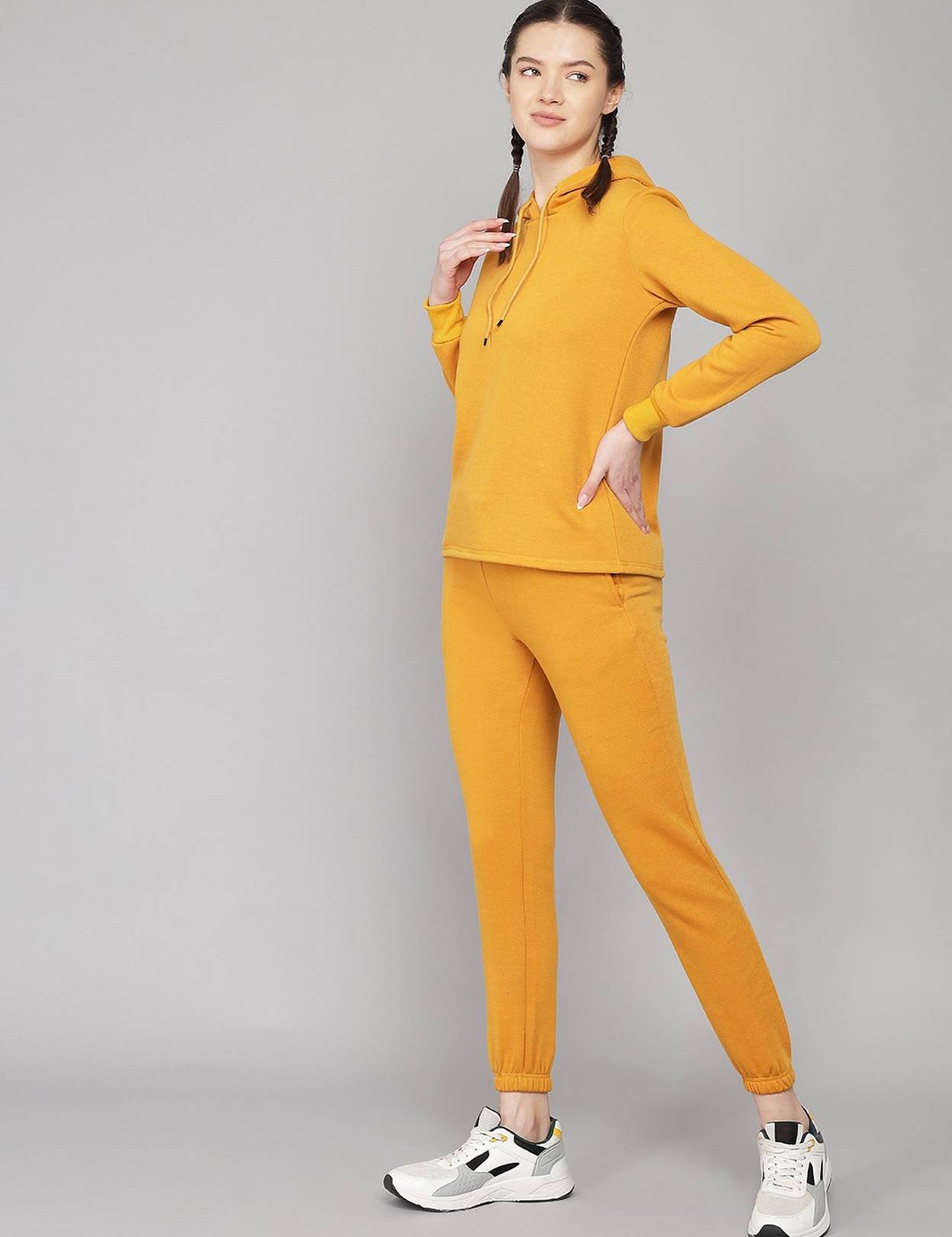 WomenFullSleeveSolidHoodedSweatshirt-2_jpg.jpg