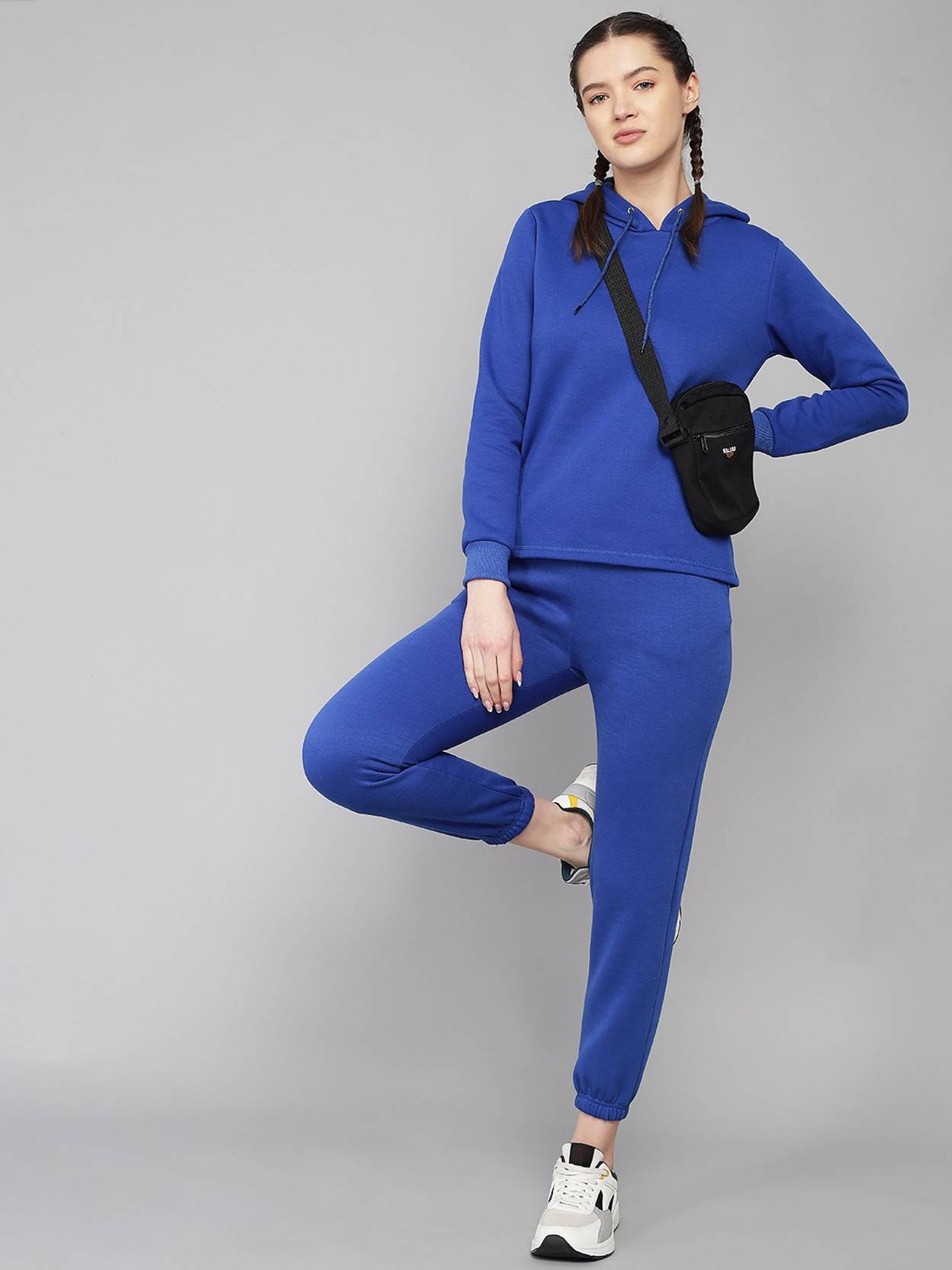 KOTTY Women Full Sleeve Solid Hooded Sweatshirt