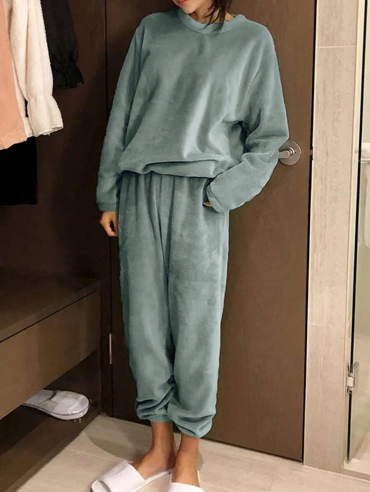 KOTTY  Women Night Suit Set Green Solid