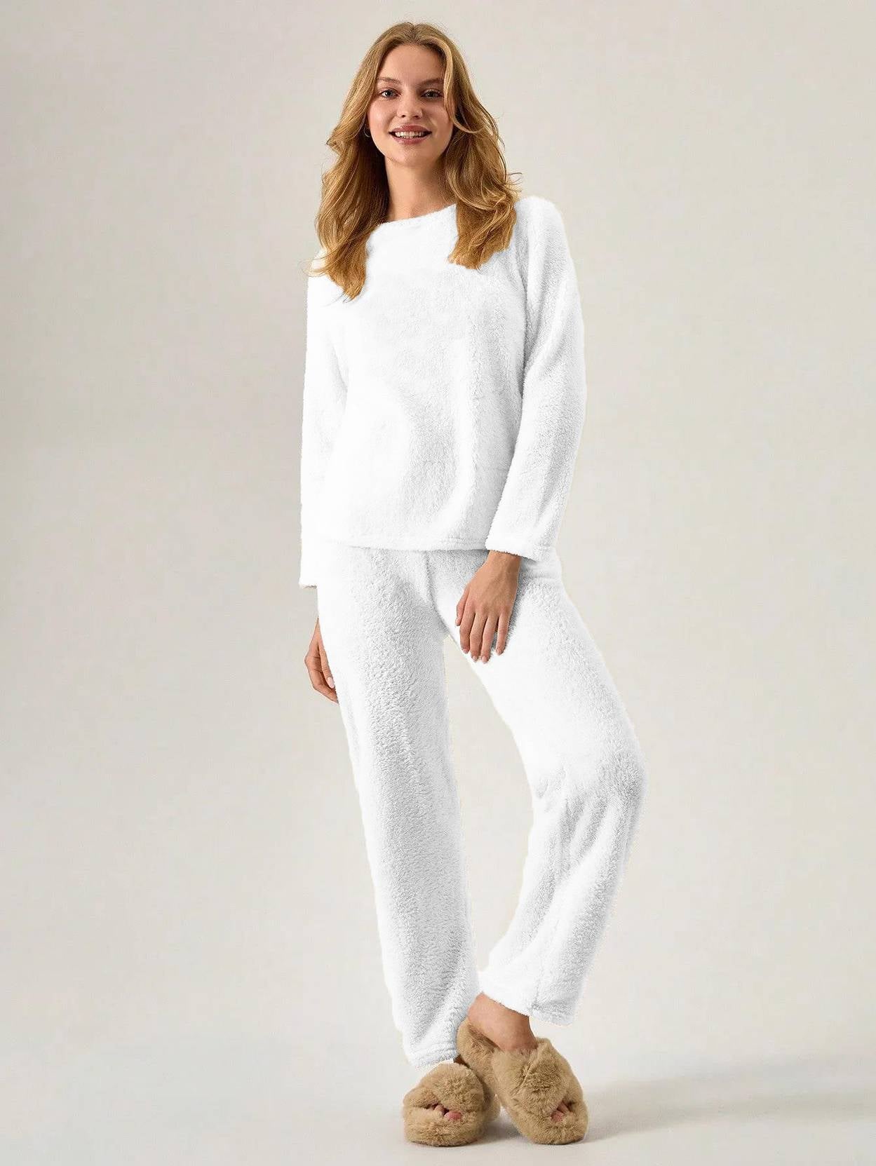 Kotty Round Neck Straight Long Sleeves Sweatshirt With Trouser