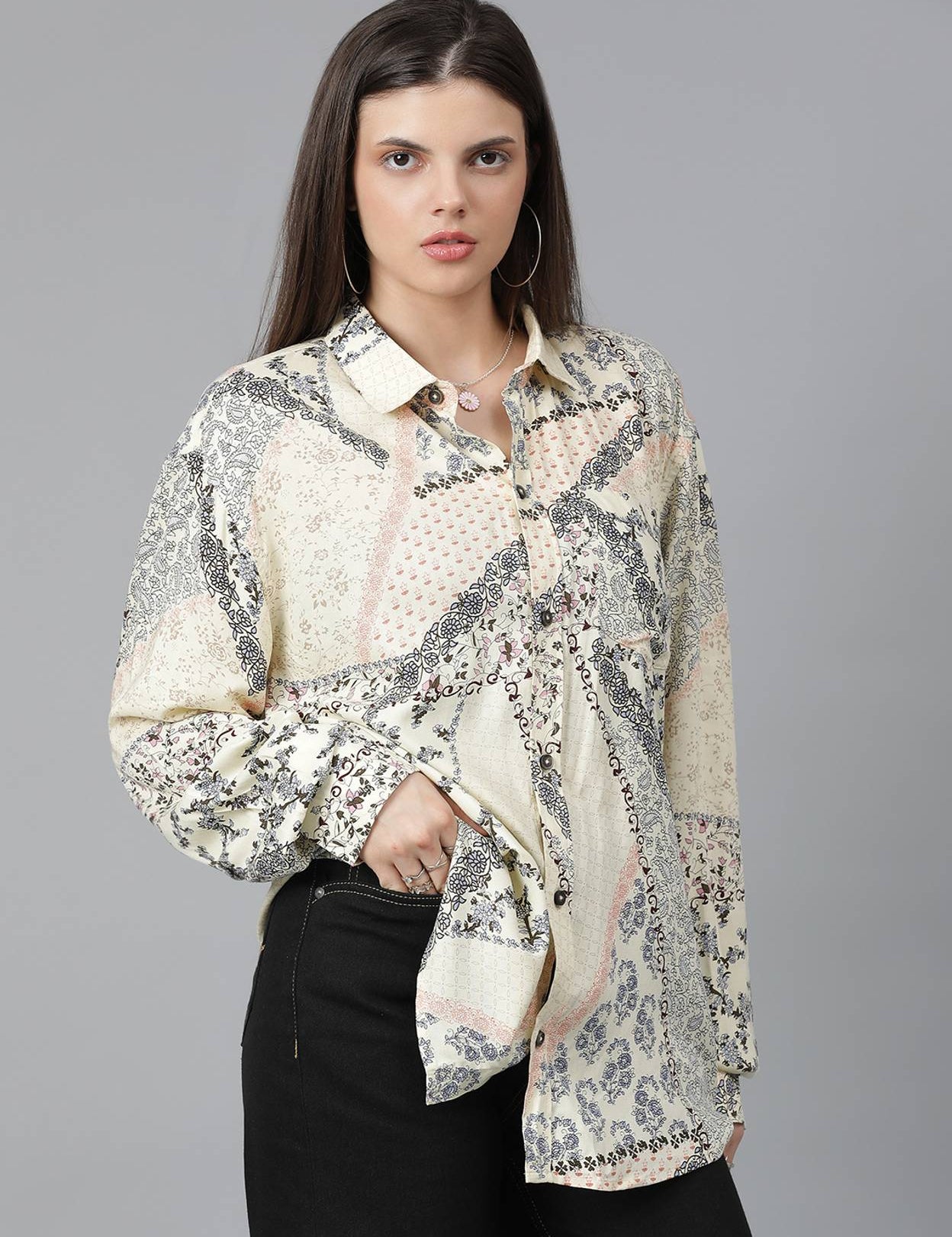 WomenOversizedFitPrintedSpreadCollarCasualShirt-0.jpg_2.jpg