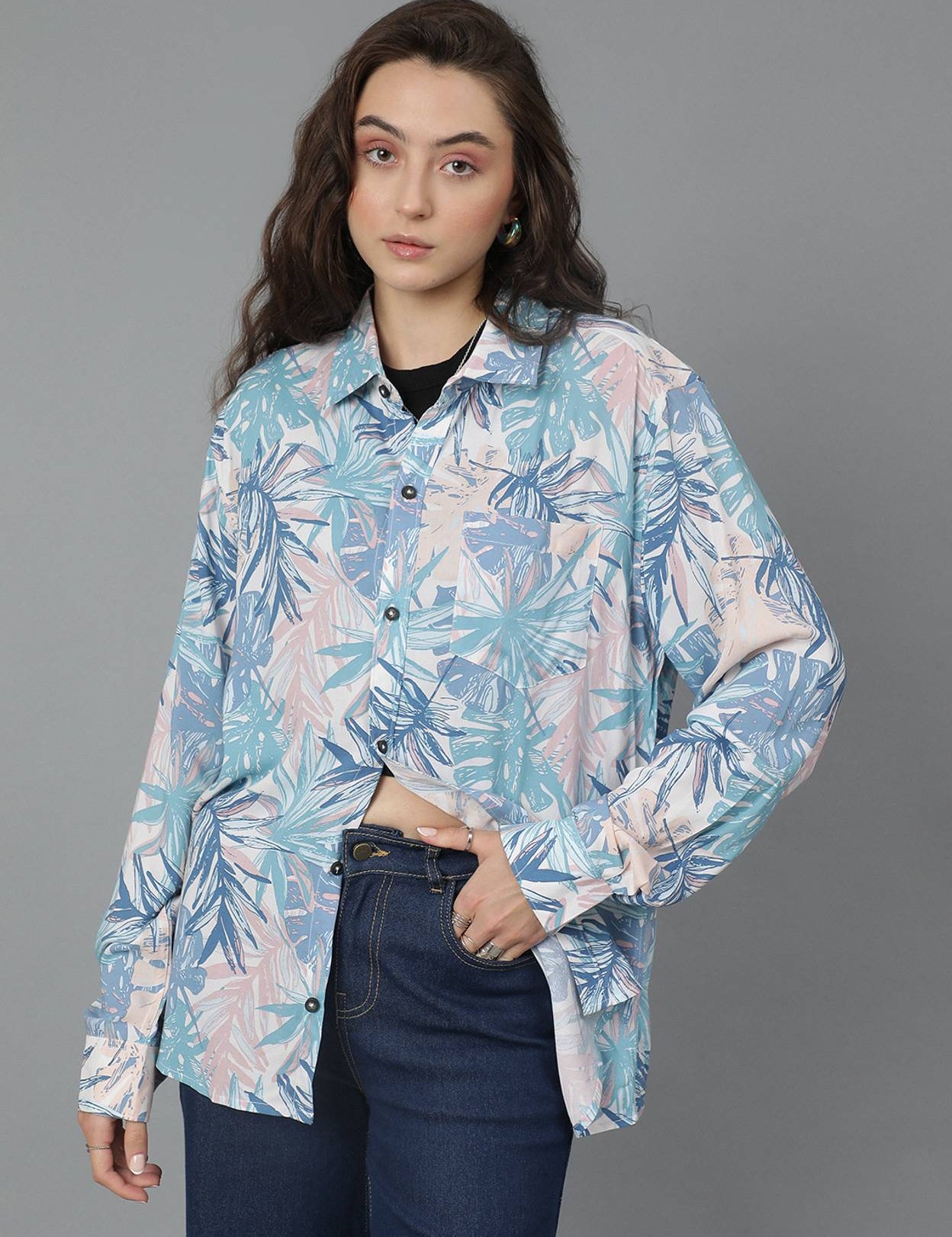 WomenOversizedFitPrintedSpreadCollarCasualShirt-0_jpg.jpg
