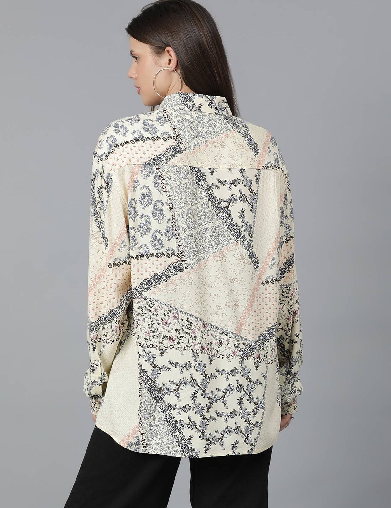 WomenOversizedFitPrintedSpreadCollarCasualShirt-2.jpg_2.jpg