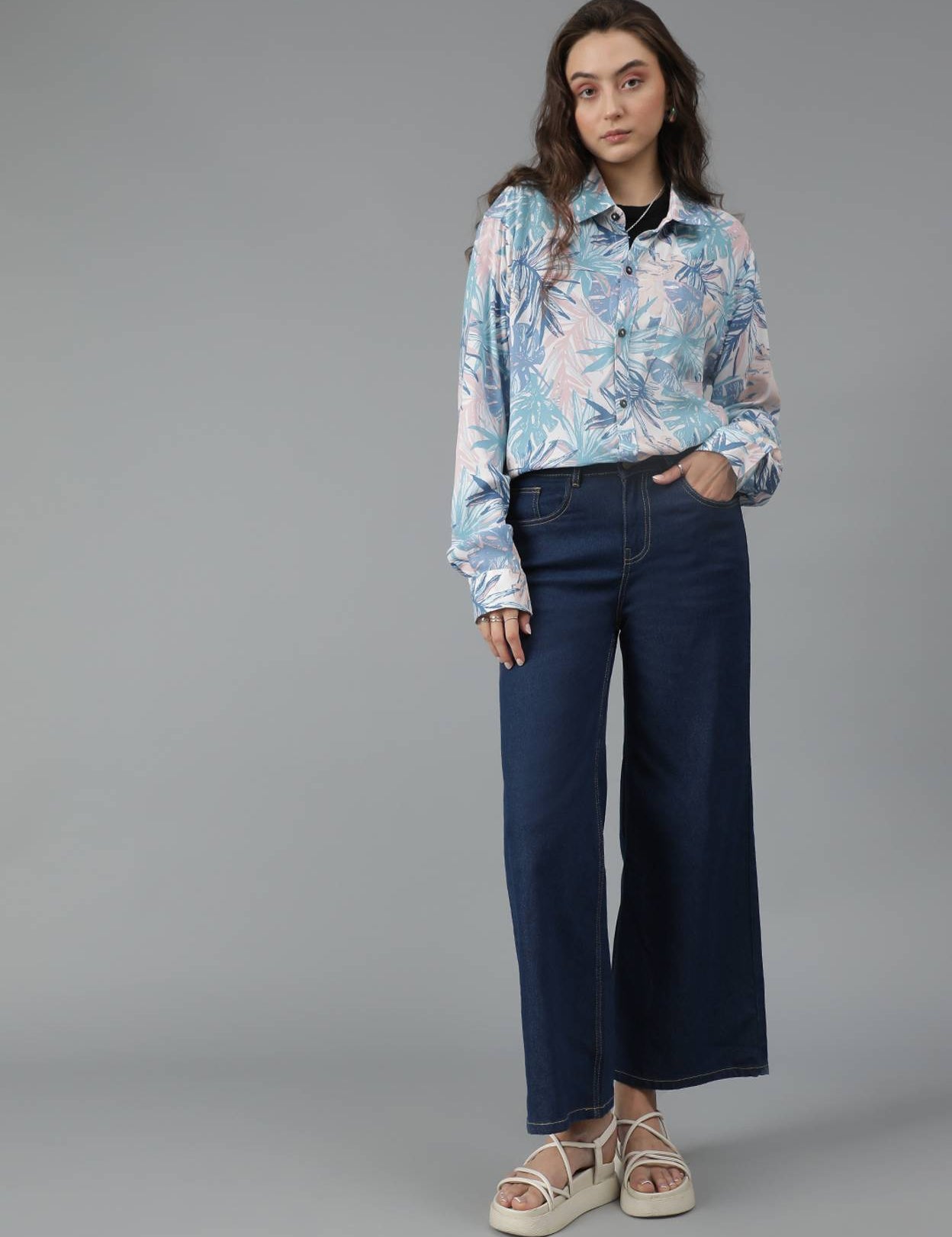 WomenOversizedFitPrintedSpreadCollarCasualShirt-3_jpg.jpg