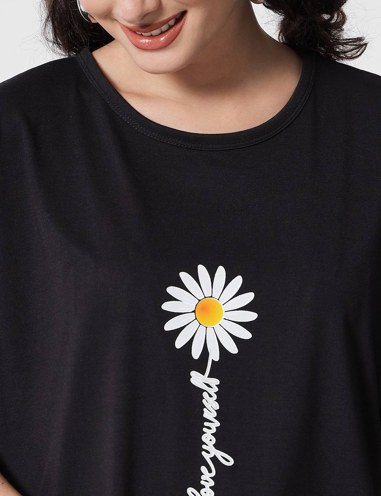 WomenPrintedRoundNeckCottonBlendBlackT-Shirt-3.jpg_1.jpg